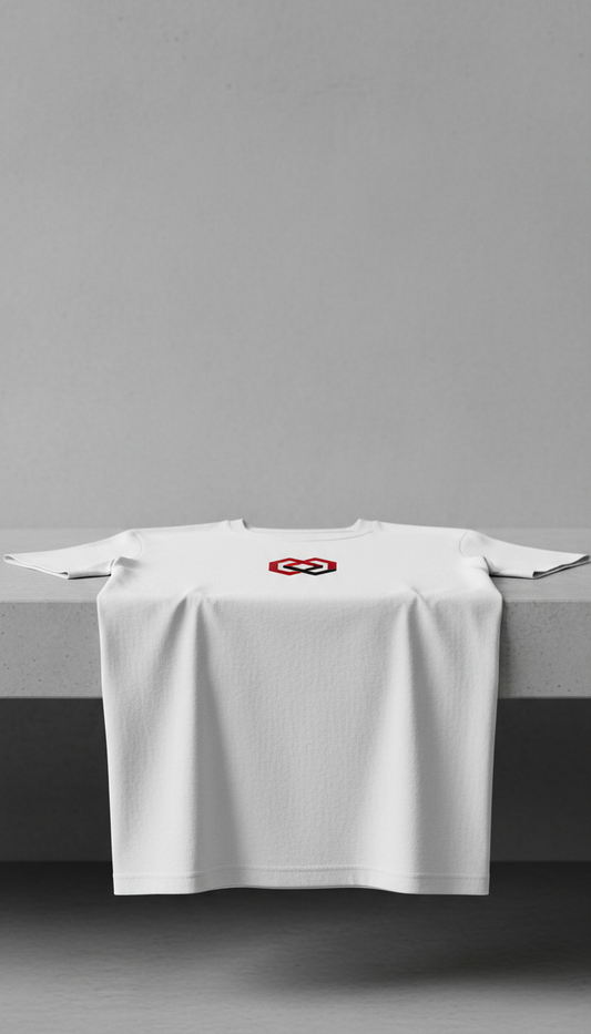 Camiseta blanca algodón logo minimalista